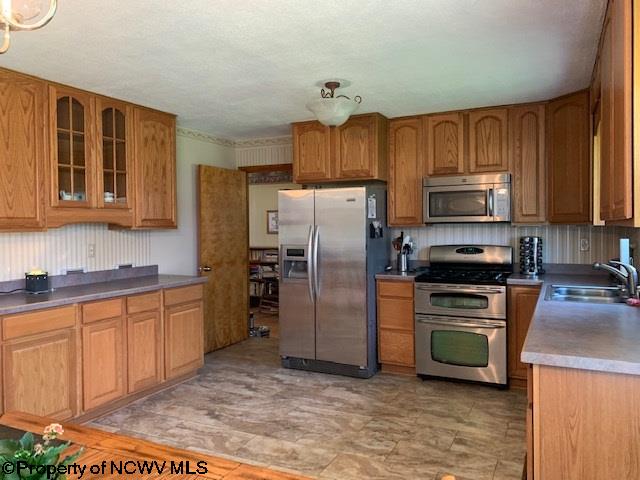32 Co Rte 36/2 Clarksburg, WV 26301 - Photo 4 of 20 Gallery Image 4