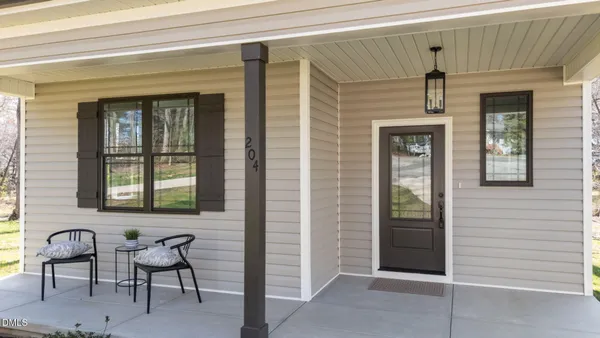 $684,800 | 204 Cardinal Court, Oxford, NC 27565