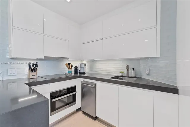 $20,000 | 15713 Fisher Island Drive, Unit 15713, Miami Beach, FL 33109