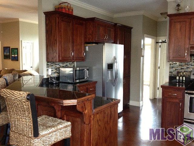 2030 Savanne Road Houma, LA 70360 - Photo 3 of 19 Kitchen 2