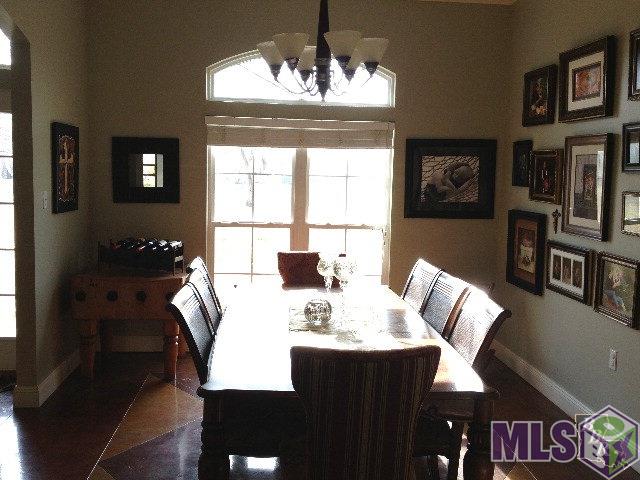 2030 Savanne Road Houma, LA 70360 - Photo 6 of 19 Dining Room