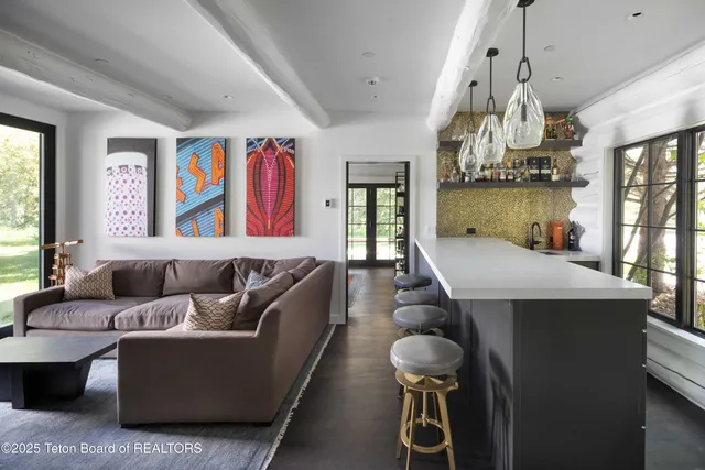 $23,500,000 | 185 Swan Road, Jackson, WY 83001