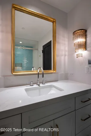 $23,500,000 | 185 Swan Road, Jackson, WY 83001