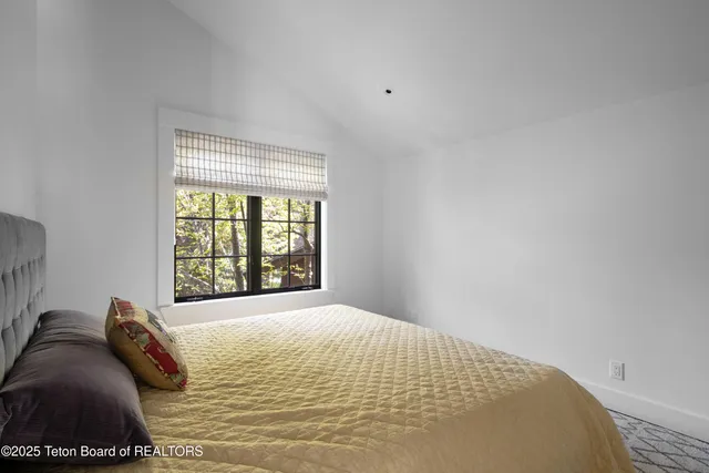 $23,500,000 | 185 Swan Road, Jackson, WY 83001