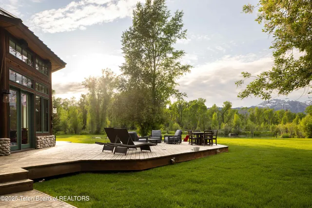 $23,500,000 | 185 Swan Road, Jackson, WY 83001