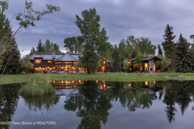 $23,500,000 | 185 Swan Road, Jackson, WY 83001