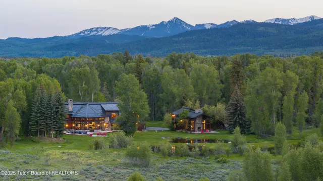 $23,500,000 | 185 Swan Road, Jackson, WY 83001