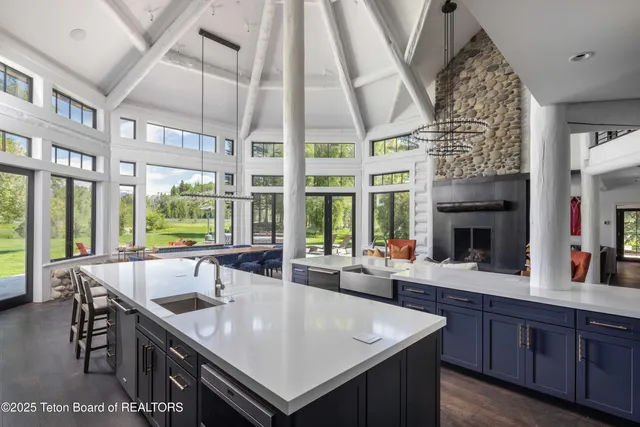 $23,500,000 | 185 Swan Road, Jackson, WY 83001