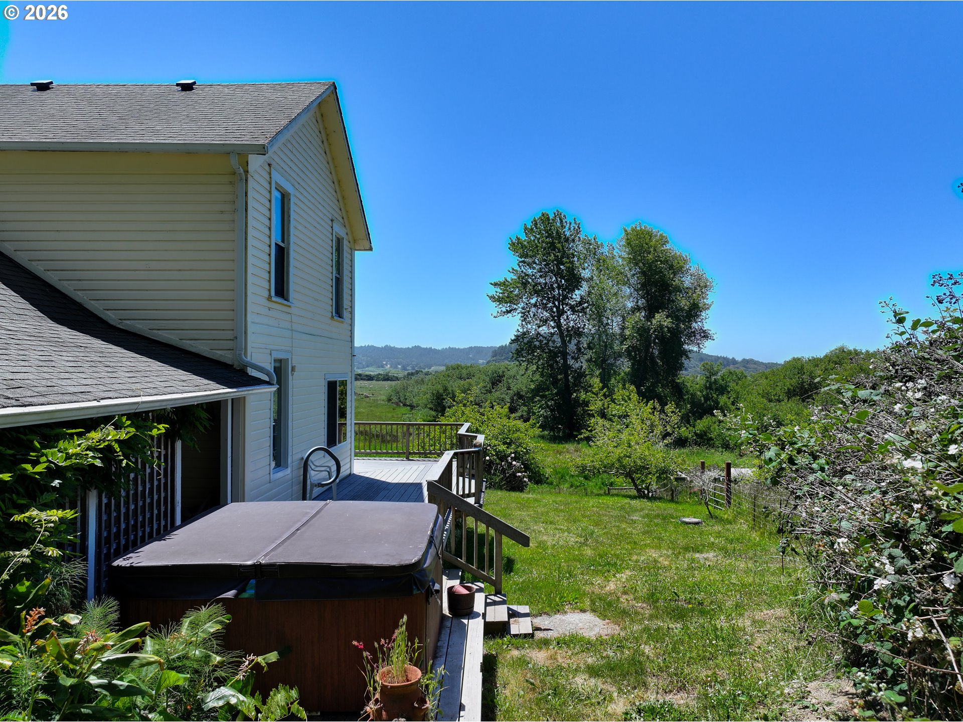 94665 North Bank Pistol River Road Gold Beach, OR 97444 - Photo 13 of 48