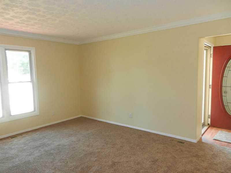 2702 Edna Lane Springfield, OH 45503 - Photo 10 of 19 Gallery Image 10