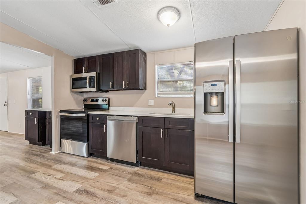 5010 Ewell Road Lakeland, FL 33811 - Photo 6 of 26