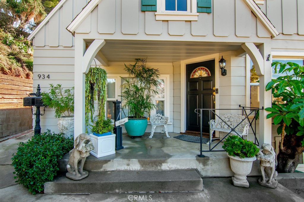 934 Highline Road Los Angeles, CA 90065 - Photo 1 of 1