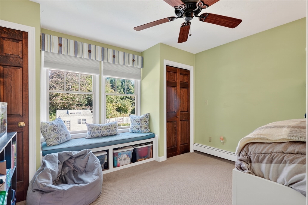 191 Hathaway Road Acushnet, MA 02743 - Photo 20 of 42 a view of livingroom with furniture