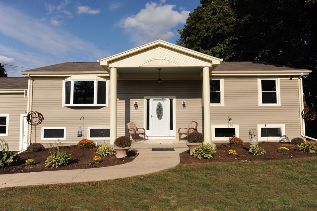 415 Berlin Road Marlborough, MA 01752 - Photo 3 of 27 Gallery Image 3