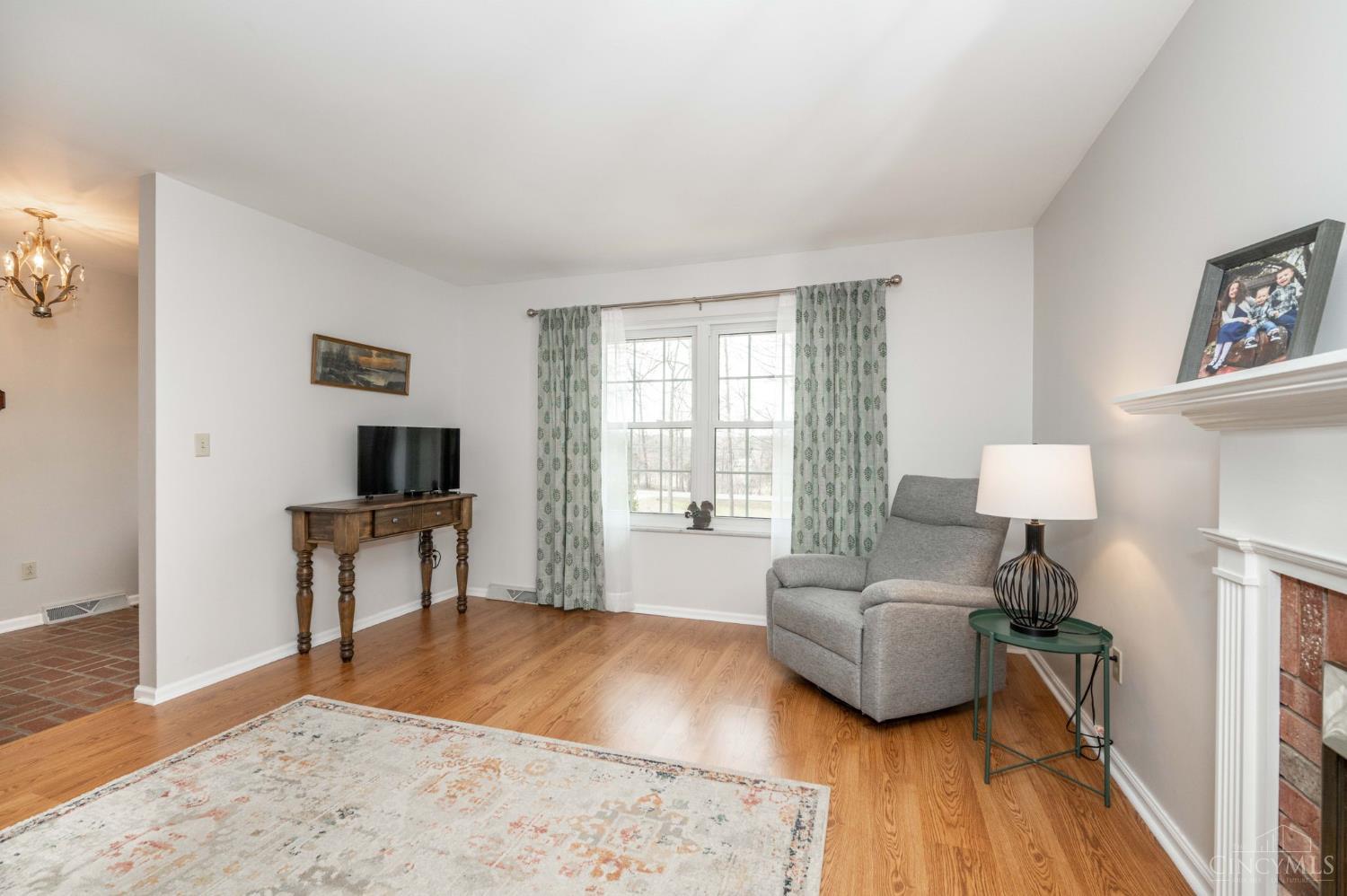 11624 Edgewood Road Harrison, OH 45030 - Photo 13 of 54 Living room area.