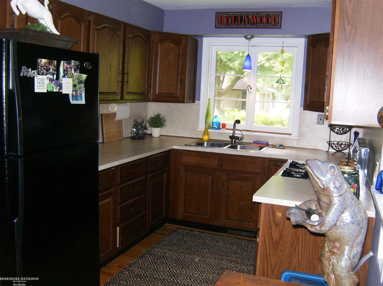4901 Lakeshore Road Lexington, MI 48450 - Photo 10 of 18