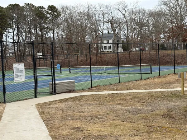 $649,900 | 8 Driftwood Lane, Bourne, MA 02562