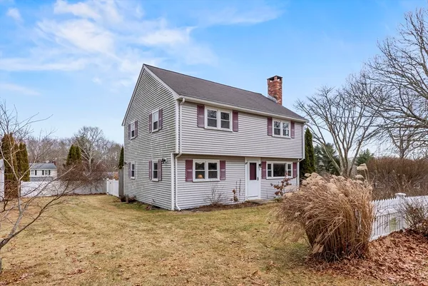 $649,900 | 8 Driftwood Lane, Bourne, MA 02562