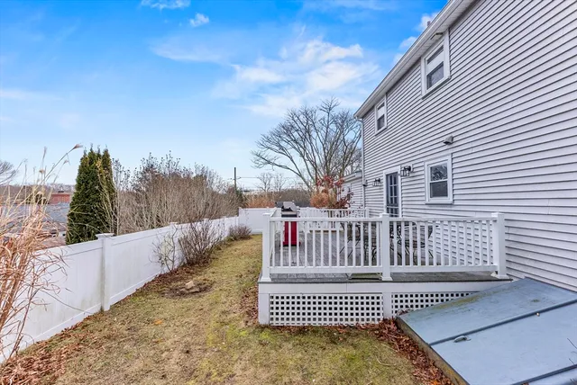 $689,900 | 8 Driftwood Lane, Bourne, MA 02562