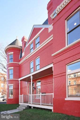 902 T Street Northwest, Unit A Washington, DC 20001 - Photo 17 of 19 Exterior Side Shot - check out the porch!