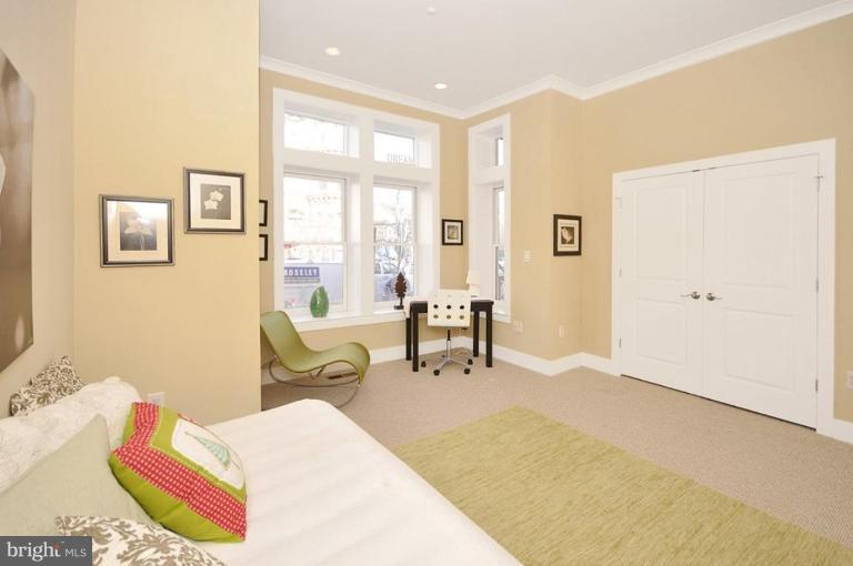 902 T Street Northwest, Unit A Washington, DC 20001 - Photo 3 of 19 Imagine working in this bright, sunny room!