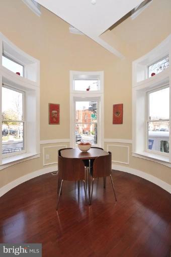 902 T Street Northwest, Unit A Washington, DC 20001 - Photo 6 of 19 Lovely dining Rm