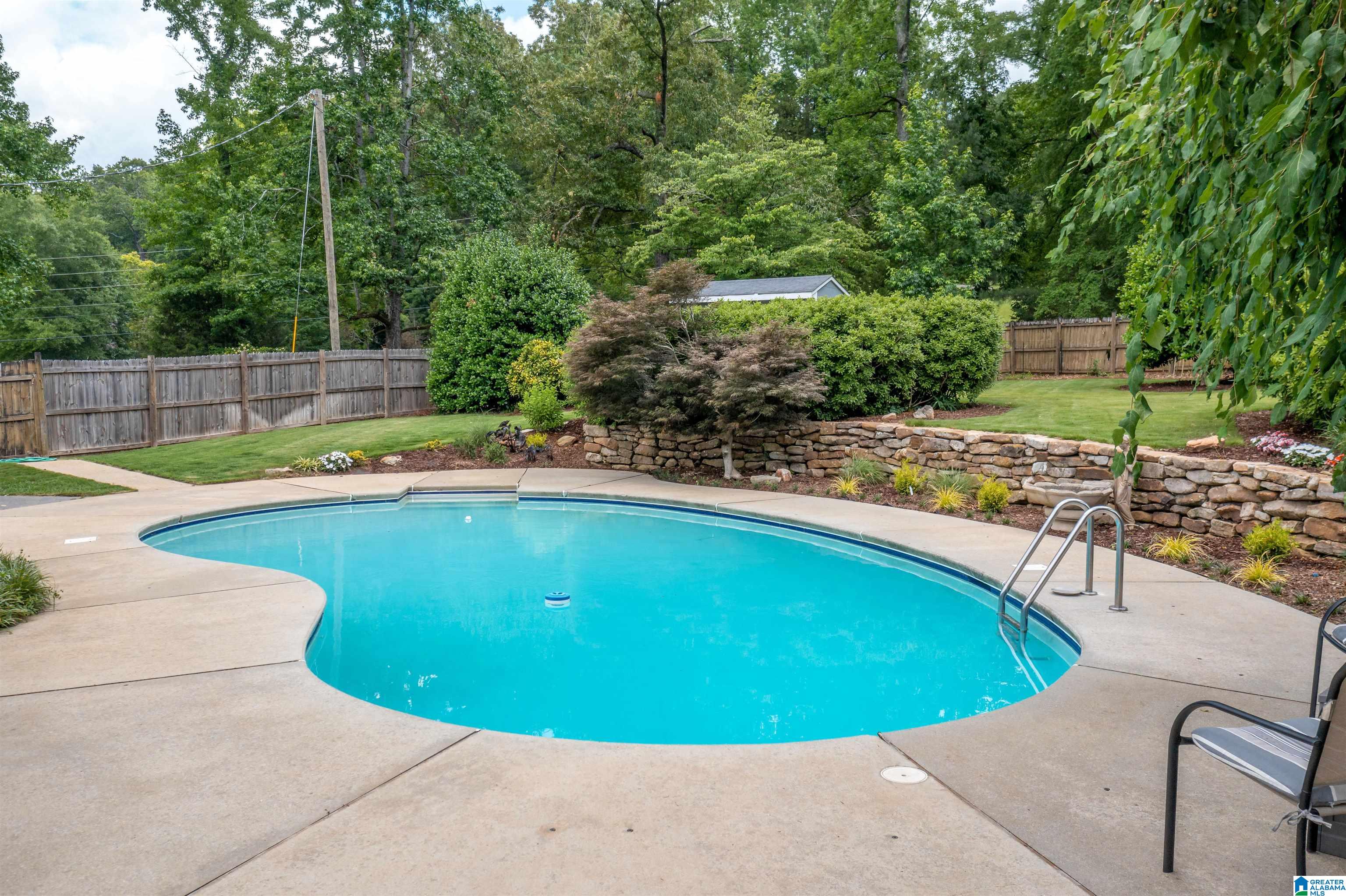 400 Indian Trail Road Pelham, AL 35124 - Photo 11 of 59