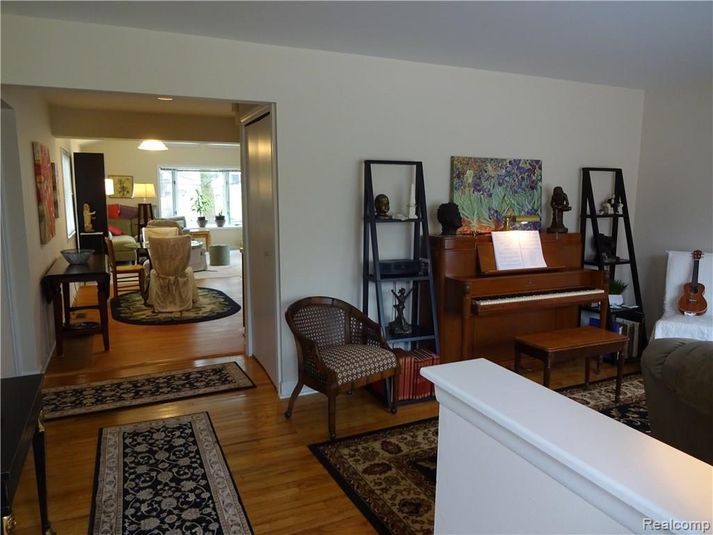 532 Hill Street Rochester, MI 48307 - Photo 18 of 44