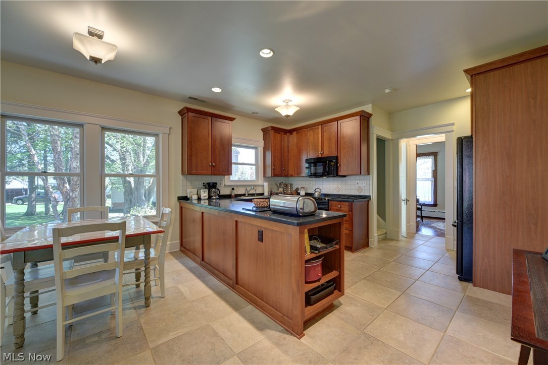 22734 Mastick Road Cleveland, OH 44126 - Photo 18 of 32