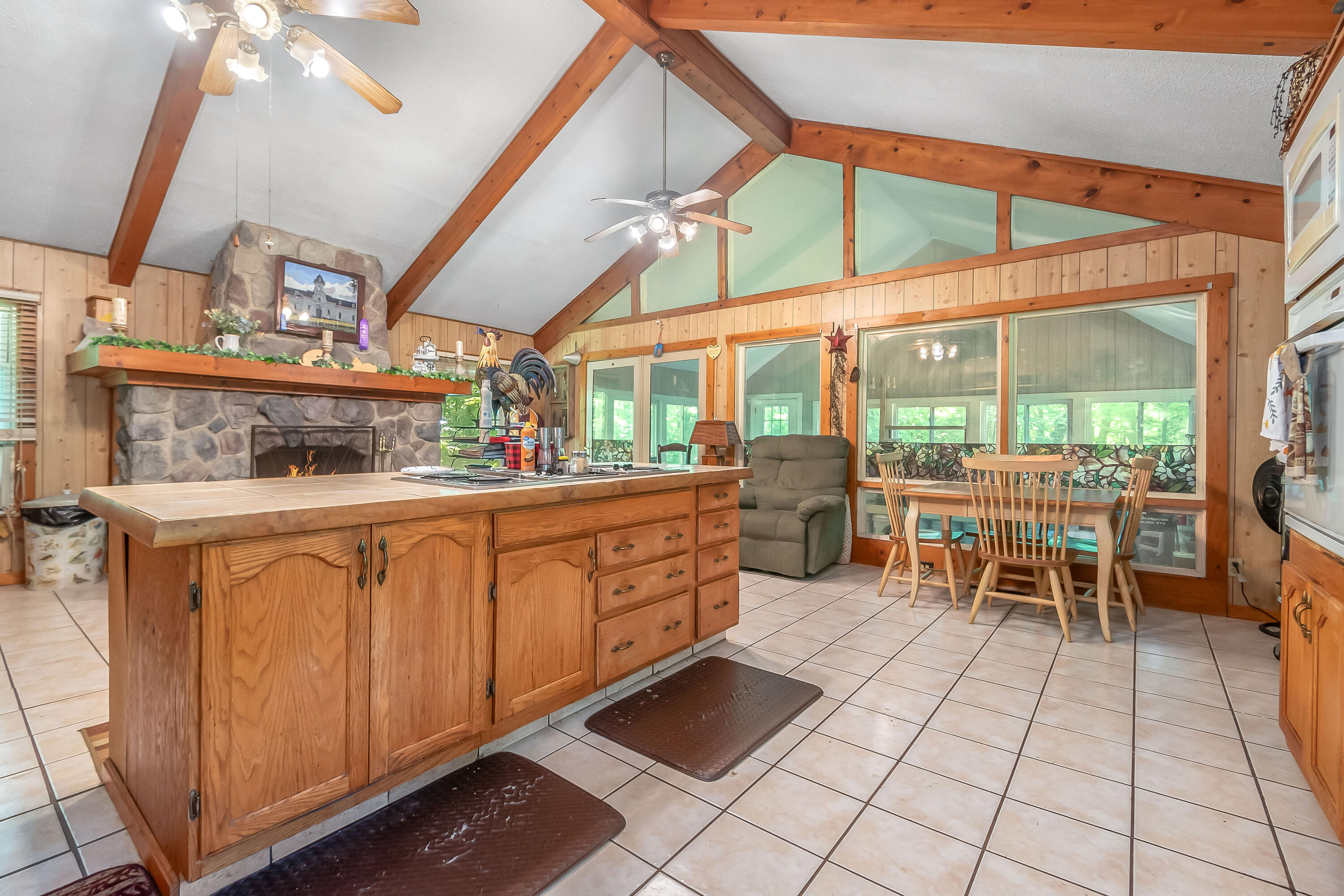 1391 Lake Wilson Road South Hillsdale, MI 49242 - Photo 12 of 47 34