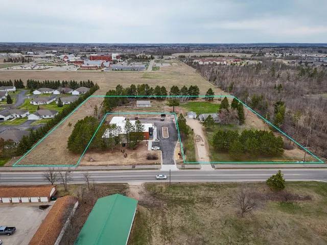 $799,200 | 1209 30th Street Northwest, Bemidji, MN 56601