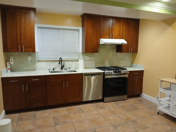 $3,200 | 421 Columbus Street, Unit STREET, Half Moon Bay, CA 94019