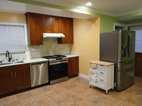 $3,200 | 421 Columbus Street, Unit STREET, Half Moon Bay, CA 94019