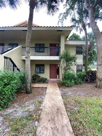 $1,900 | 2442 Northwest 49th Terrace, Unit 4319, Coconut Creek, FL 33063