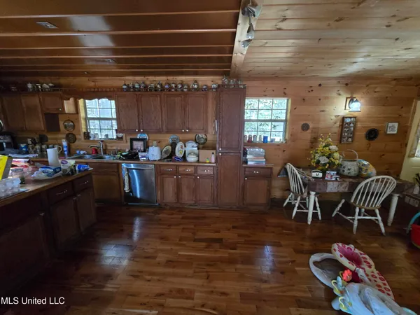$304,500 | 111 County Road 488, Iuka, MS 38852