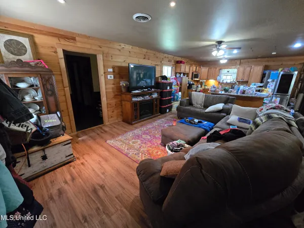 $304,500 | 111 County Road 488, Iuka, MS 38852