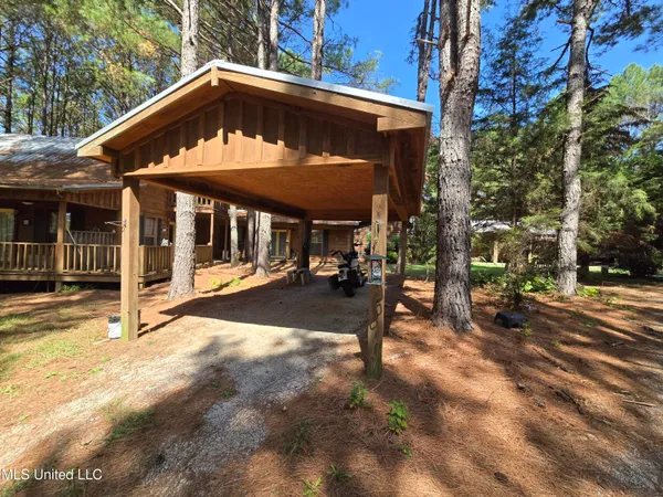 $304,500 | 111 County Road 488, Iuka, MS 38852