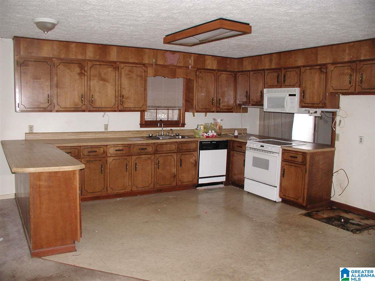 268 Rocky Road Childersburg, AL 35151 - Photo 2 of 13