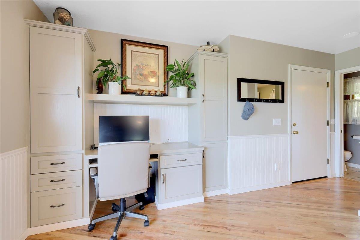 9521 Sicard Flat Road Browns Valley, CA 95918 - Photo 30 of 83 a workspace with furniture and window