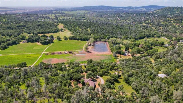 $795,000 | 9521 Sicard Flat Road, Browns Valley, CA 95918