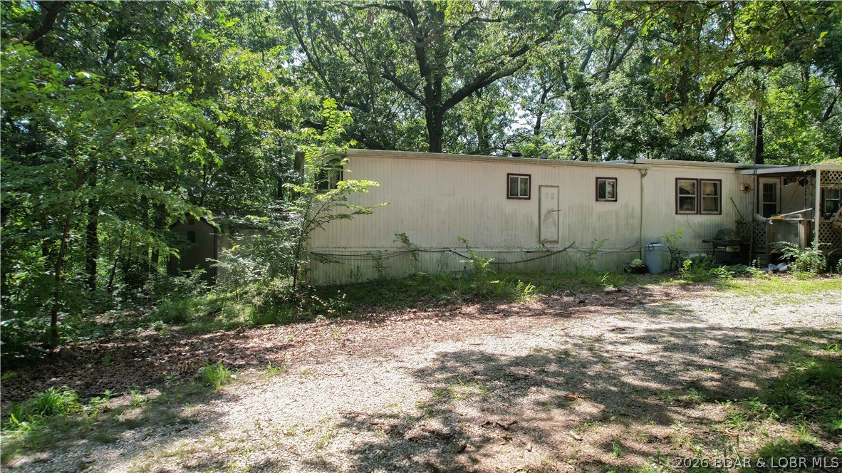 5546 Southwest State Rte 7 Camdenton, MO 65020 - Photo 9 of 11