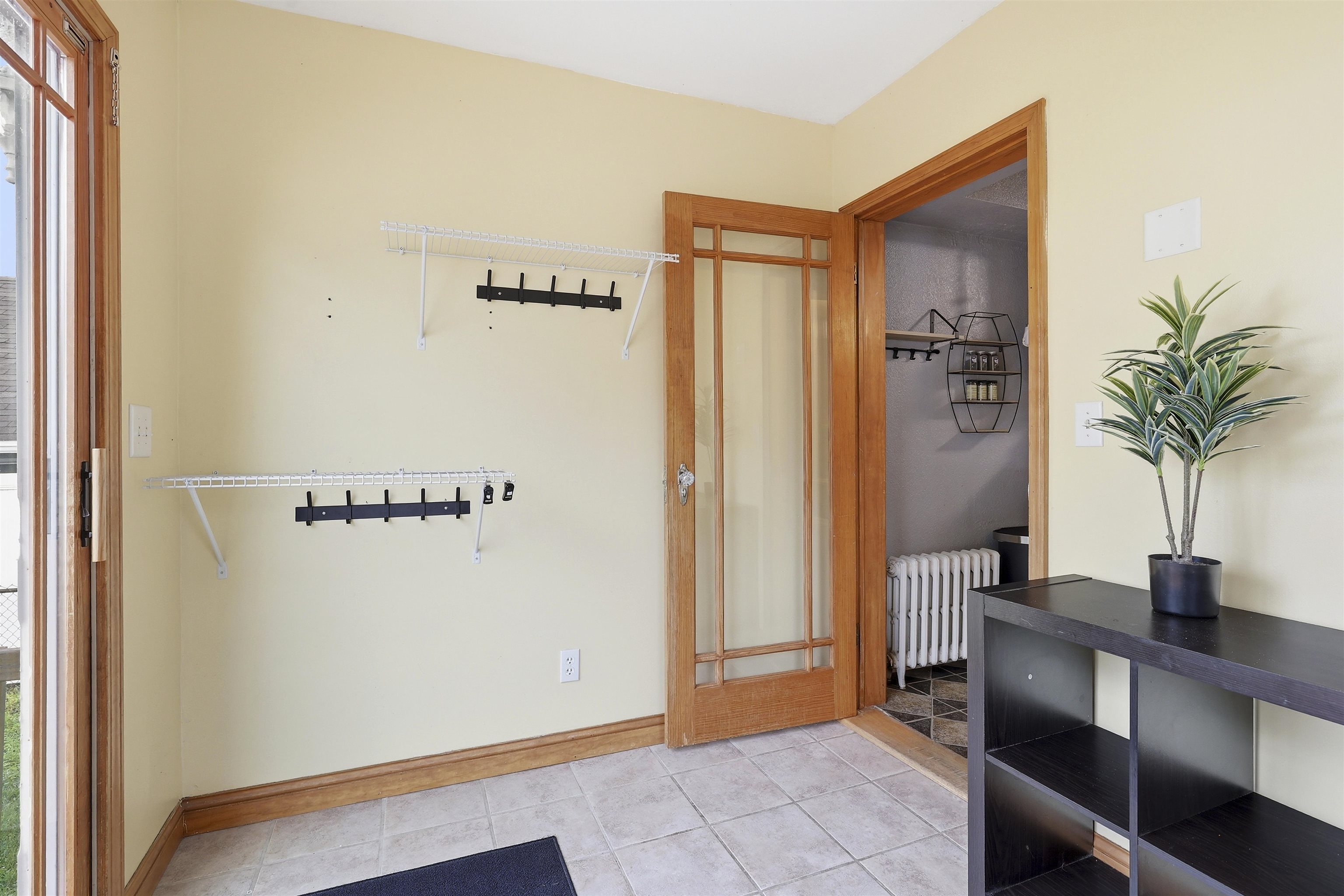 424 3rd Street Neenah, WI 54956 - Photo 15 of 36