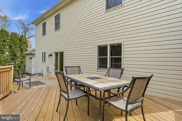 $420,000 | 10 Lacey Street, Hatboro, PA 19040