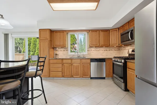 $420,000 | 10 Lacey Street, Hatboro, PA 19040