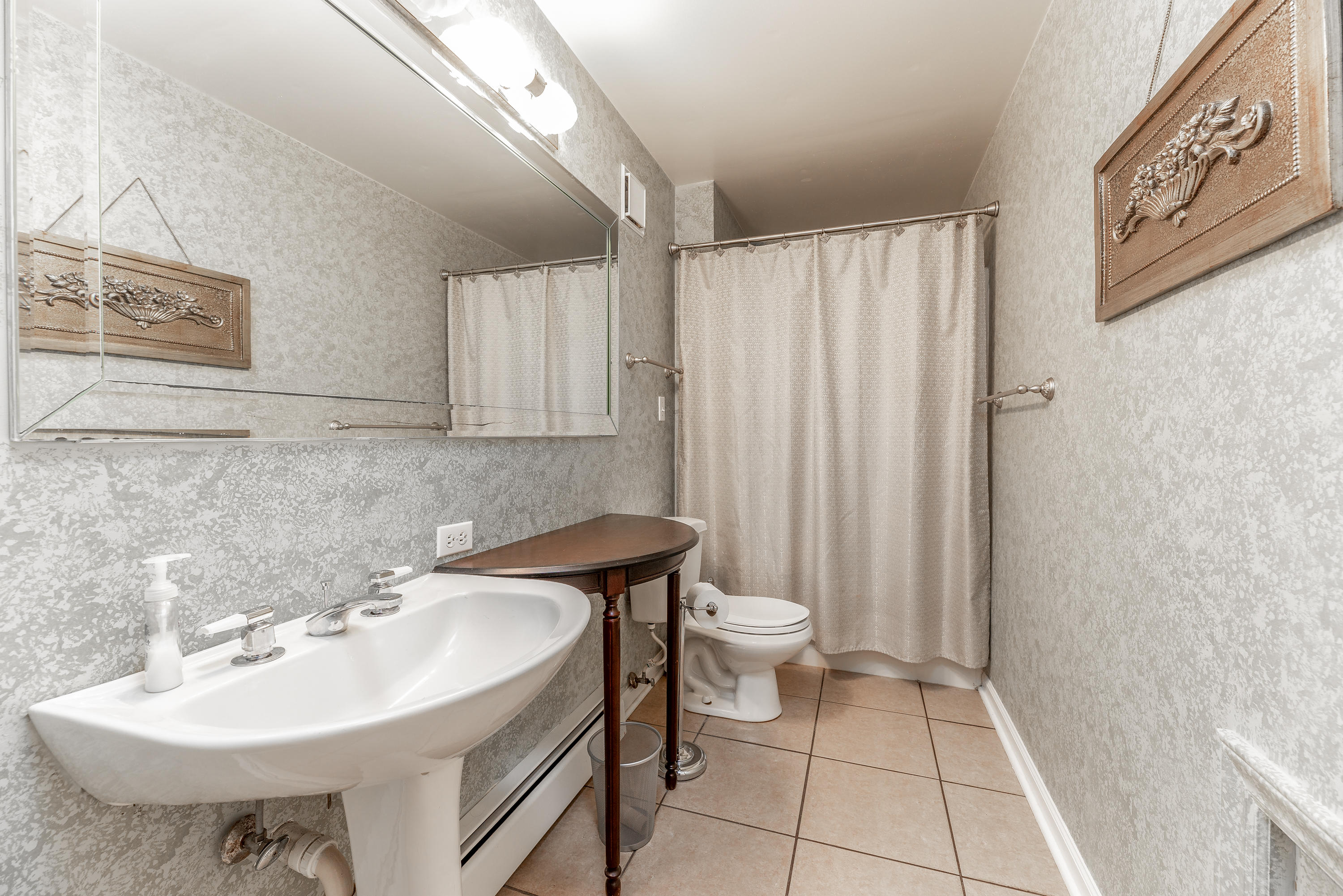 5232 Roselawn Road Roanoke, VA 24018 - Photo 31 of 31 3rd Full Bath