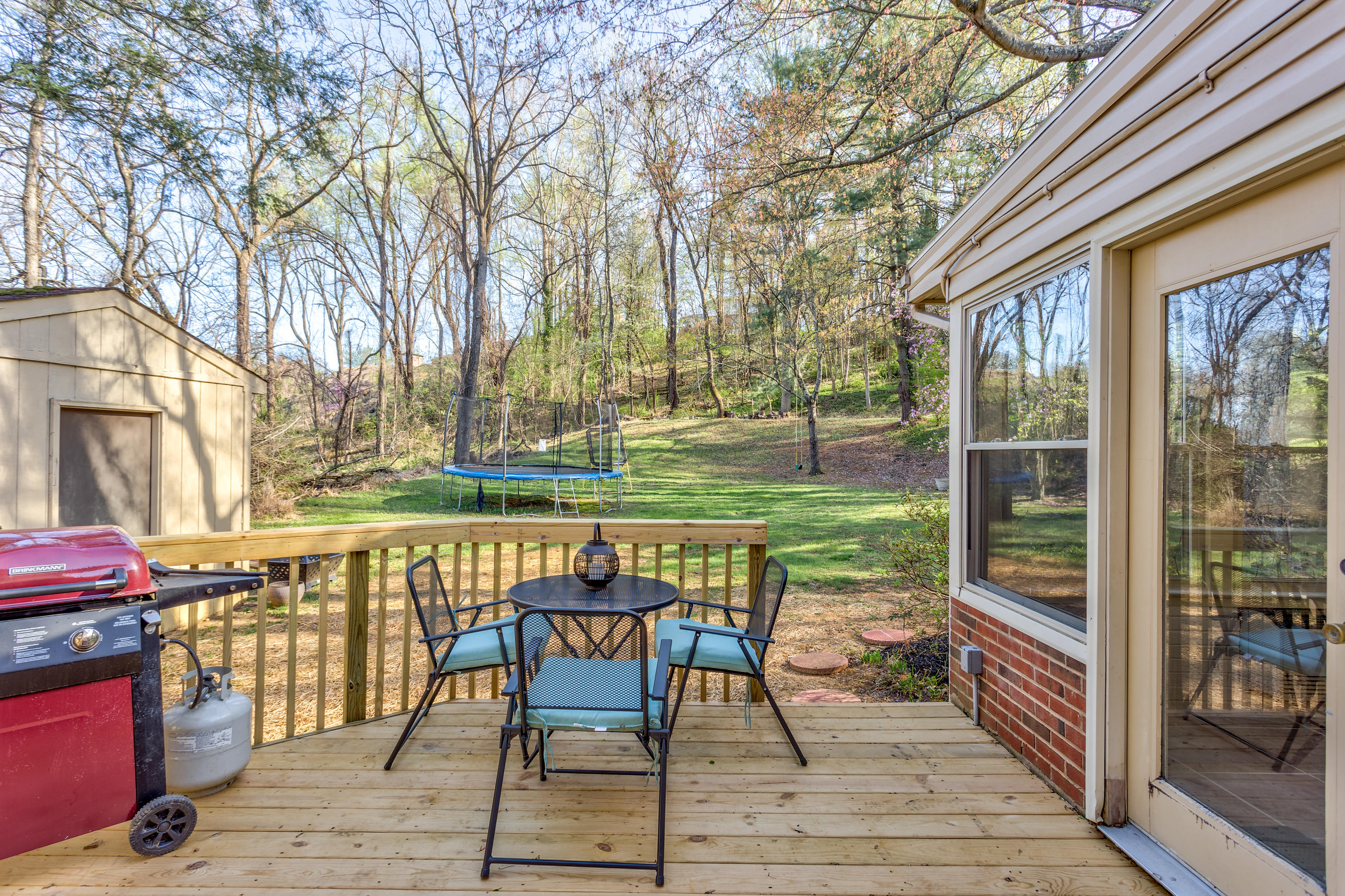 5232 Roselawn Road Roanoke, VA 24018 - Photo 9 of 31 Deck views