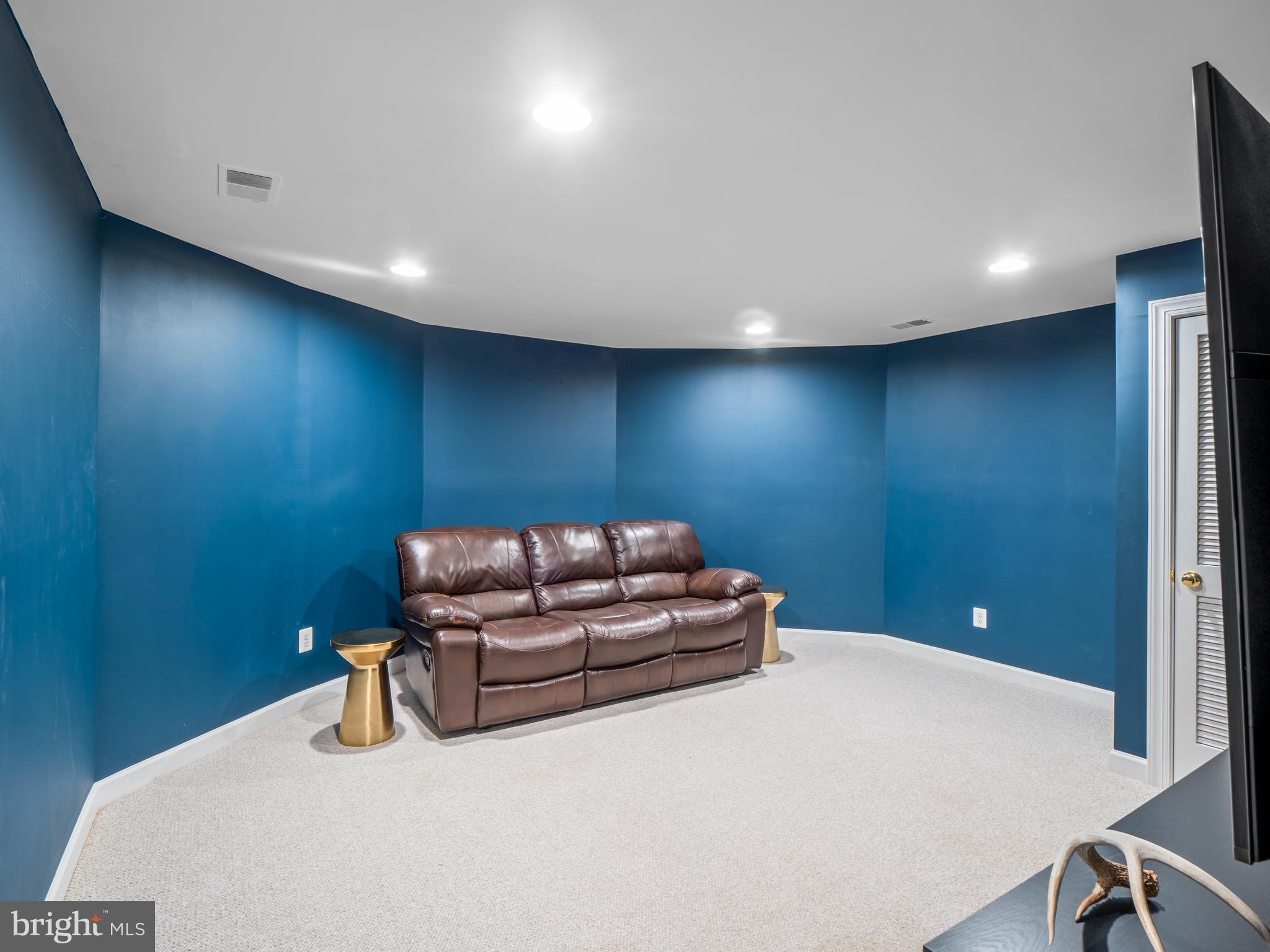 43343 Ritter Lane Chantilly, VA 20152 - Photo 35 of 47 Gallery Image 35