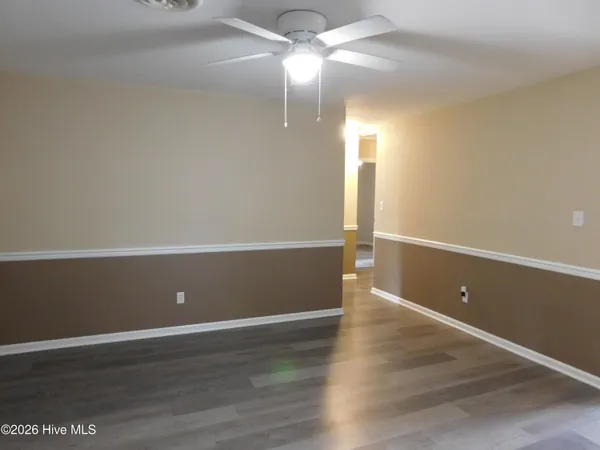 $1,400 | 842 Halifax Circle, New Bern, NC 28562