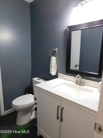 $1,400 | 842 Halifax Circle, New Bern, NC 28562