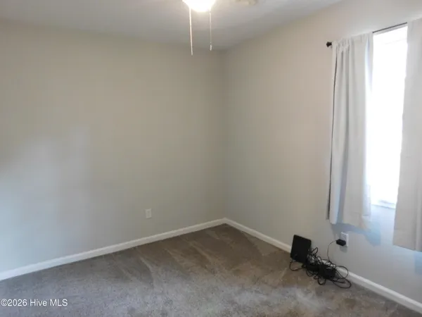 $1,400 | 842 Halifax Circle, New Bern, NC 28562